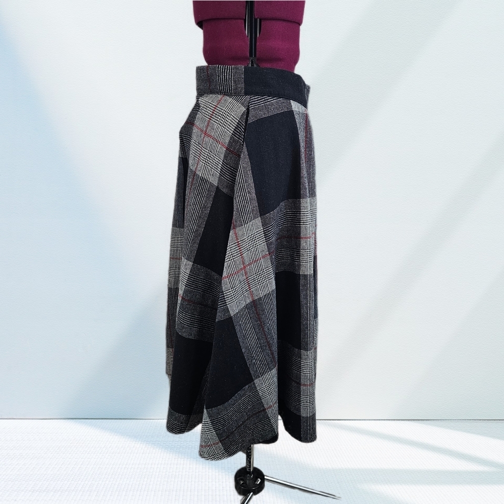 Vintage Wool Blend Plaid Womens Black & Gray Plaid Midi Skirt - Picture 7 of 16